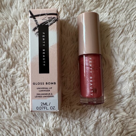 Fenty Beauty Gloss Bomb Universal Lip Luminizer  Fussy 02  NEW - Picture 1 of 1